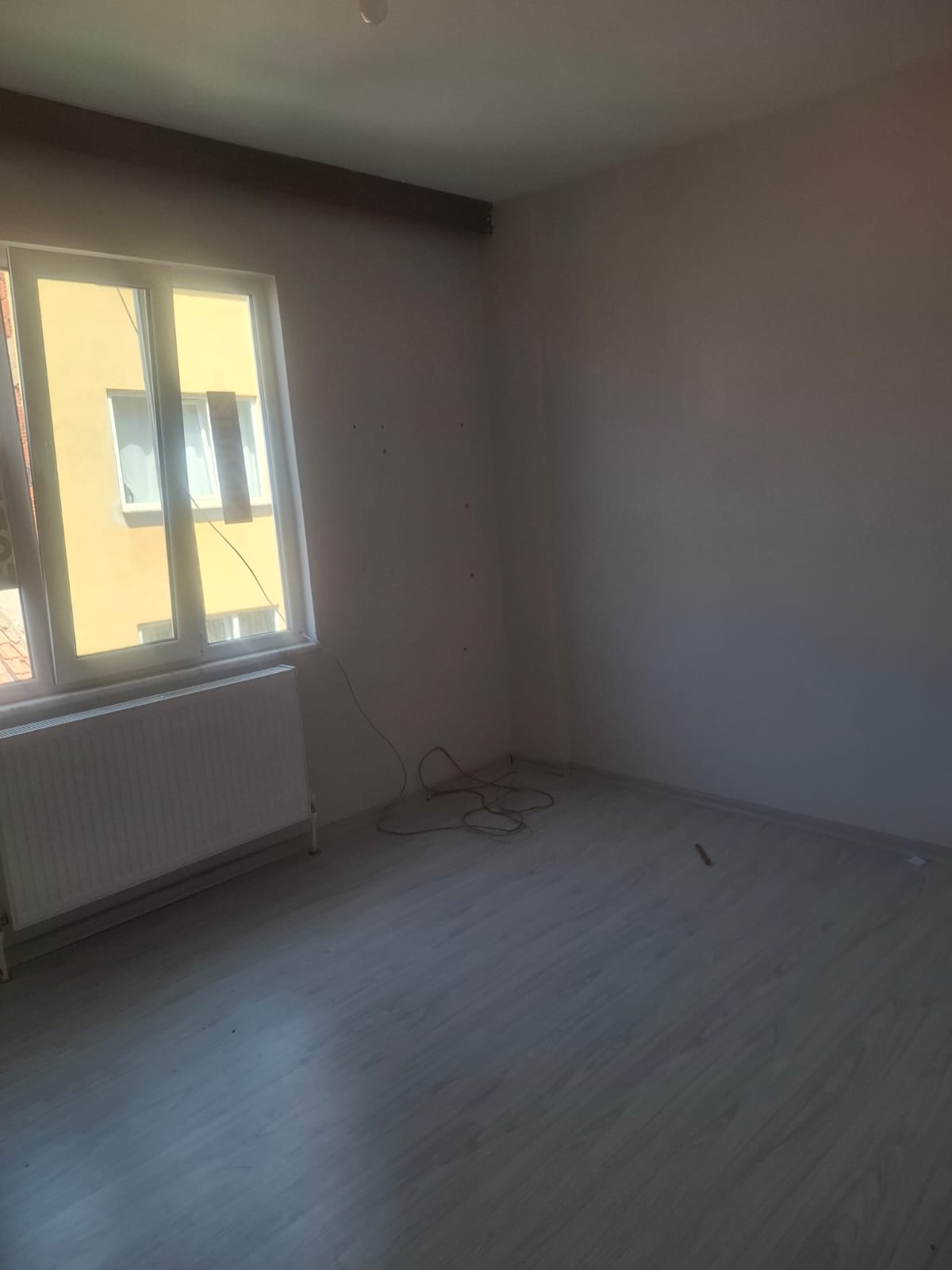 Pazara okullara otobüs duraklarına bim a100 e merkeze yakın kombi parke Pimapen yeni kiralık daire